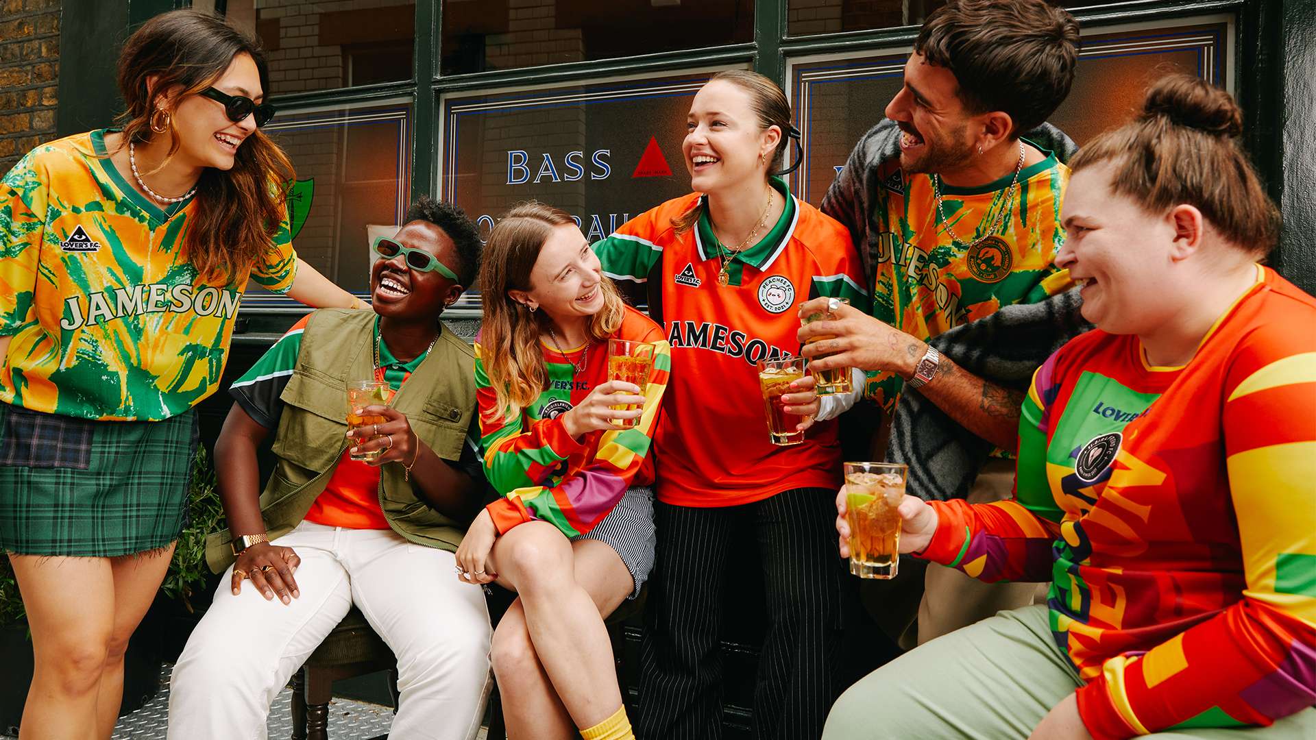 巴萨七冠王荣誉揭秘及六冠王球队一览解析